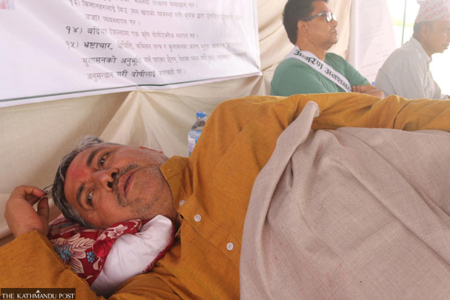Lawmaker on hunger strike demanding bridge restoration