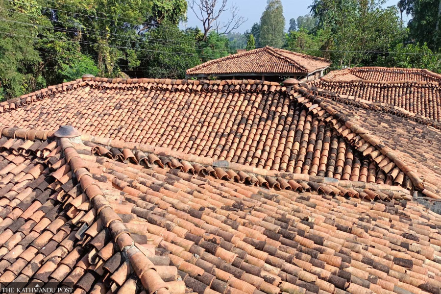 Some see cultural shift in vanishing clay tile roofs
