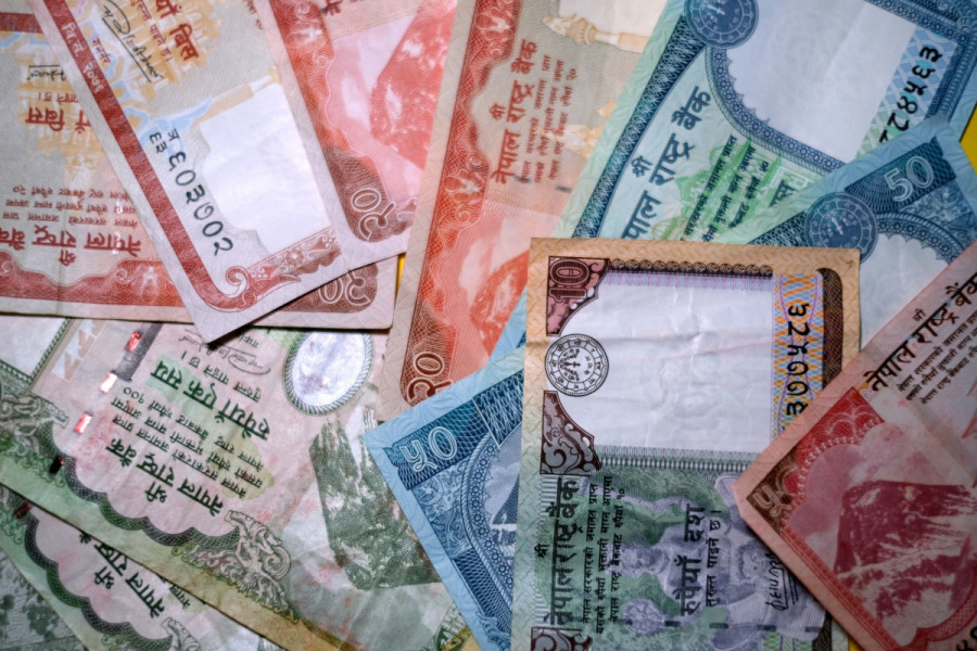 Stagnation amid uncertainty