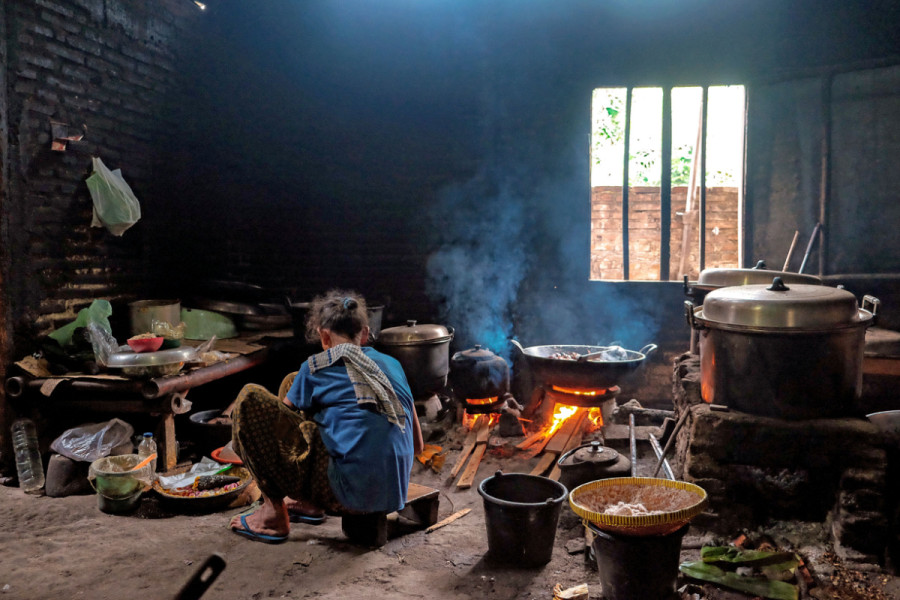 Cost of indoor air pollution
