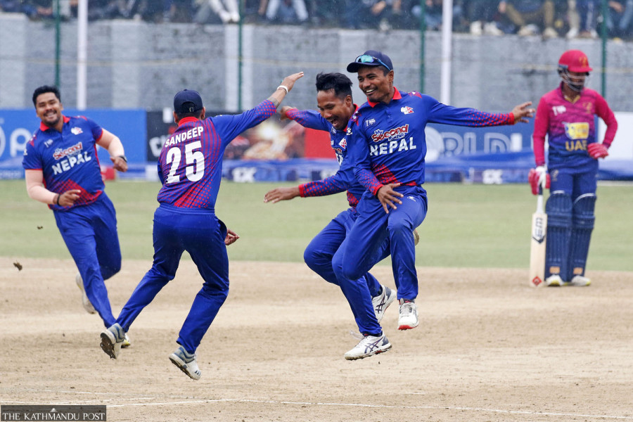United Arab Emirates post 118 runs target for Nepal