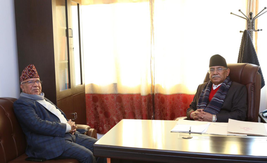 Dahal meets Nepal seeking support for vote of confidence