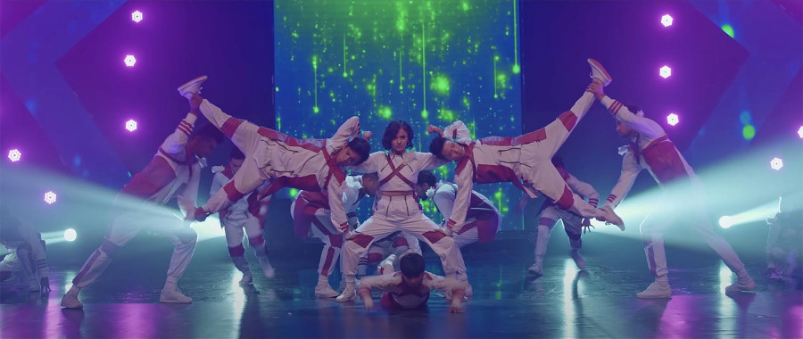 Dads, let your kids dance