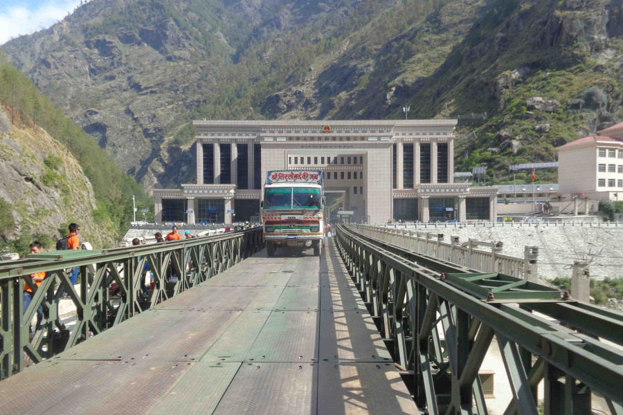 Nepali traders laud reopening of Rasuwagadhi-Kerung border point