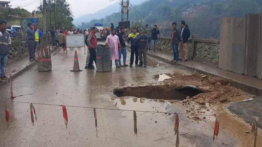 Hundreds stranded along Prithvi Highway following bridge damage