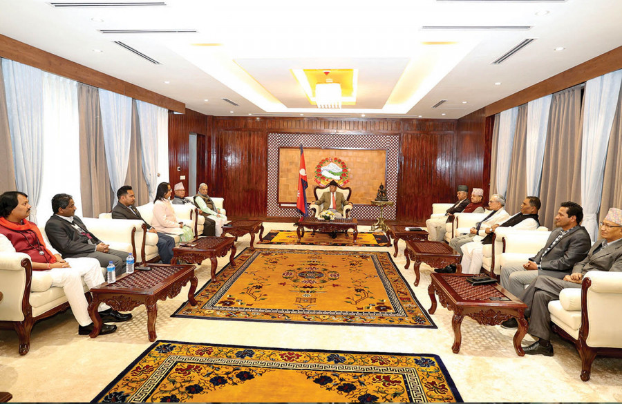 Ruling coalition homes in on a power-sharing deal