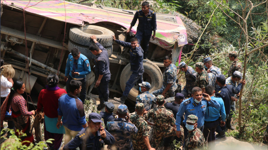 One dead, 42 injured in Palpa bus mishap
