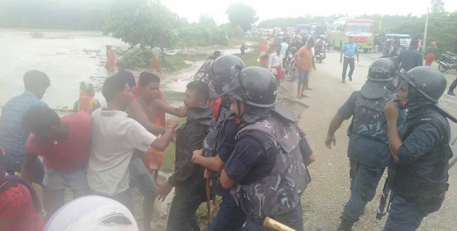 Police fire into air, baton charge to disperse protestors in Saptari