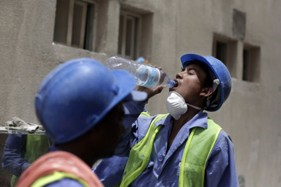 Extreme heat puts migrant workers at risk of fatal diseases, report says