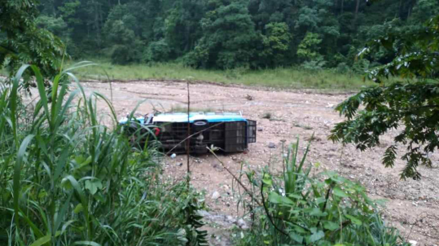 Seven killed, 20 injured in pilgrim bus accident in Bara
