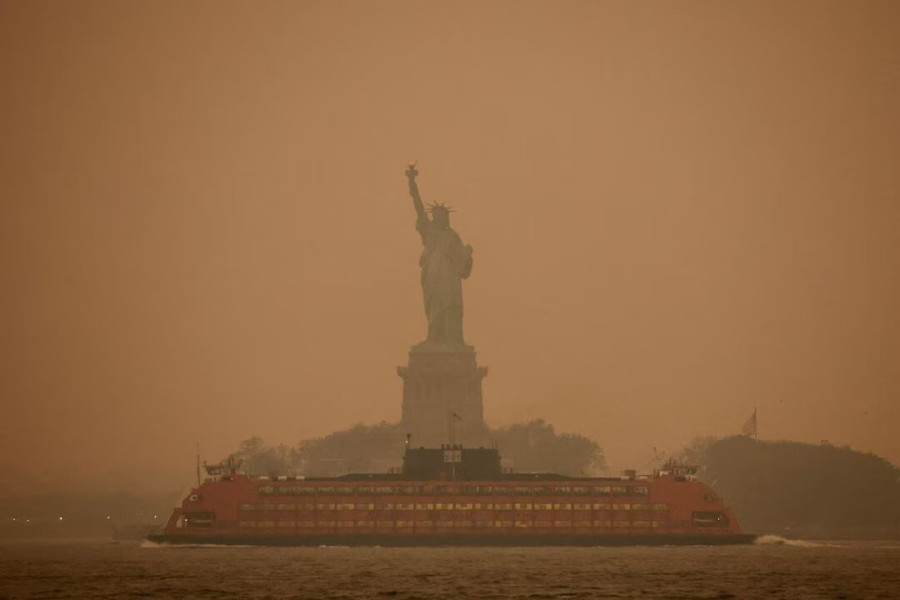 US East Coast blanketed in veil of smoke from Canadian fires