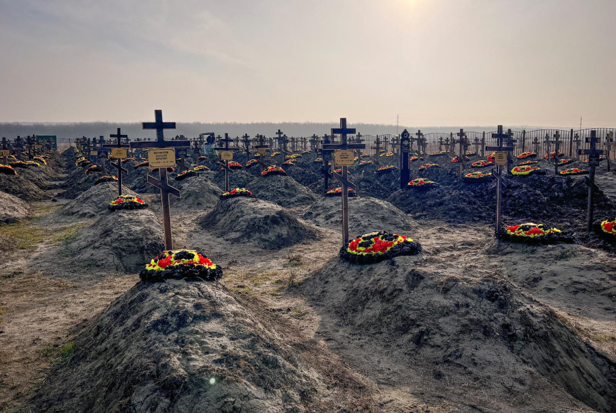 A Russian graveyard reveals Wagner’s prisoner army