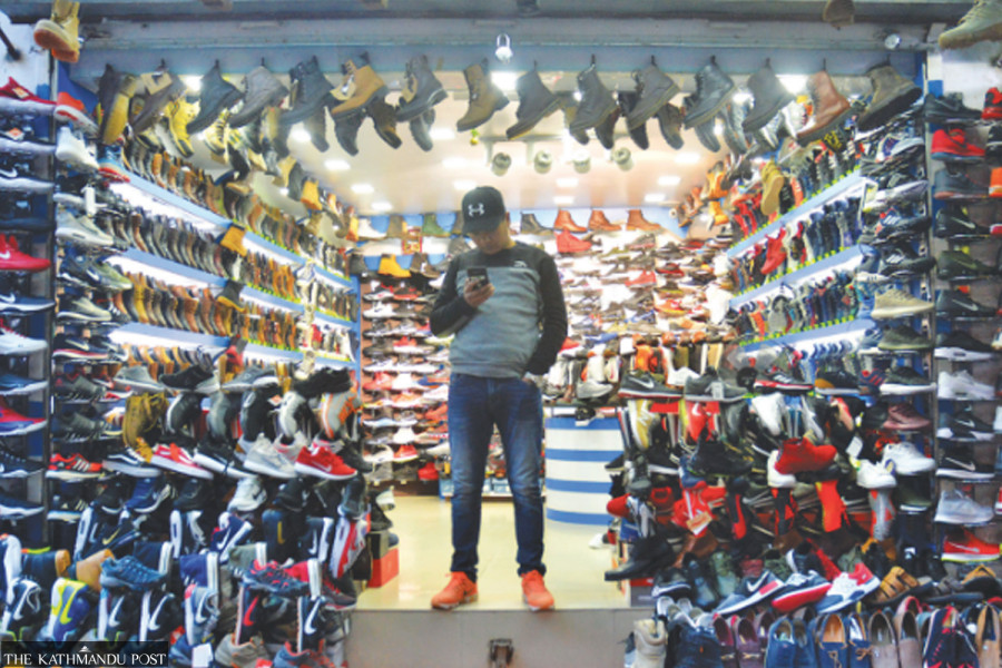 Back to physical stores. E-commerce falters in Nepal’s topsy-turvy business climate