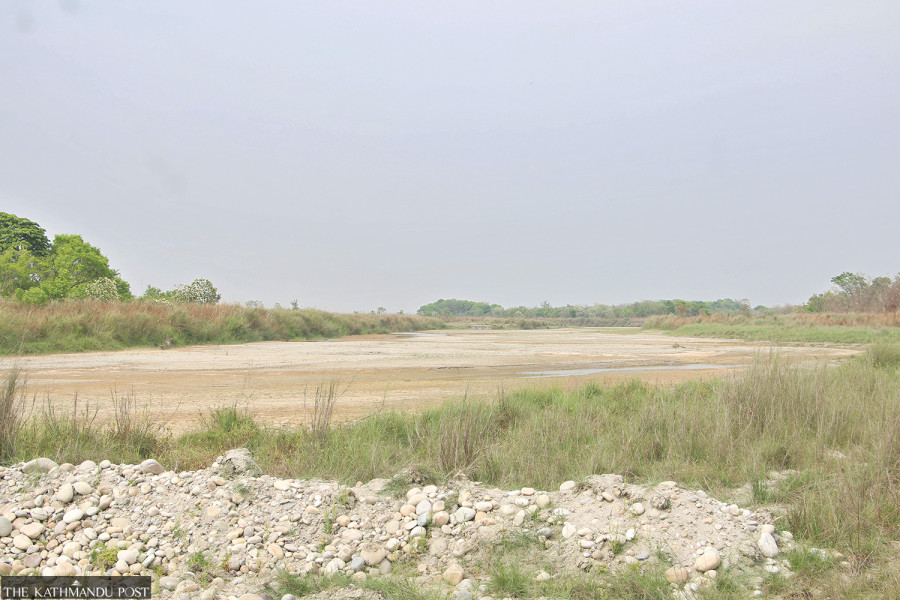 Work begins to dredge silt to restore Geruwa River