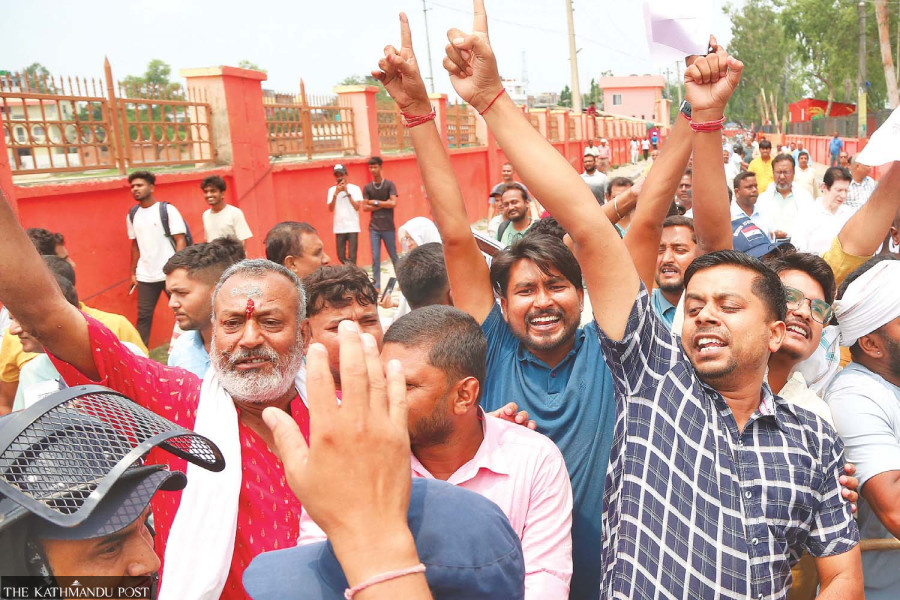 Congress vows to toughen stance on home minister investigation