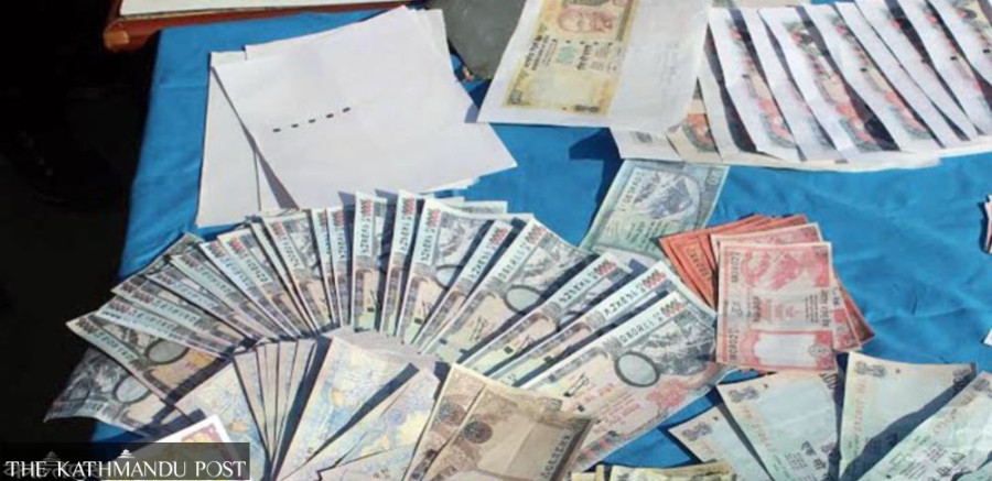 Eight arrested in Sarlahi on charge of printing counterfeit notes
