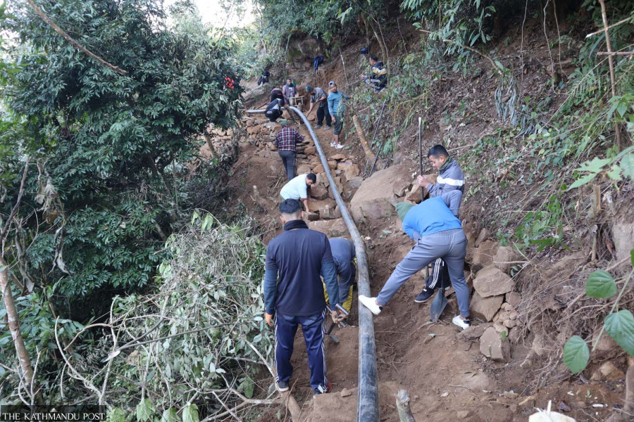 Local residents join hands to end water woes