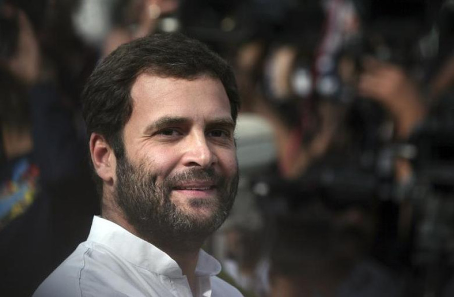 Emergence of a leader