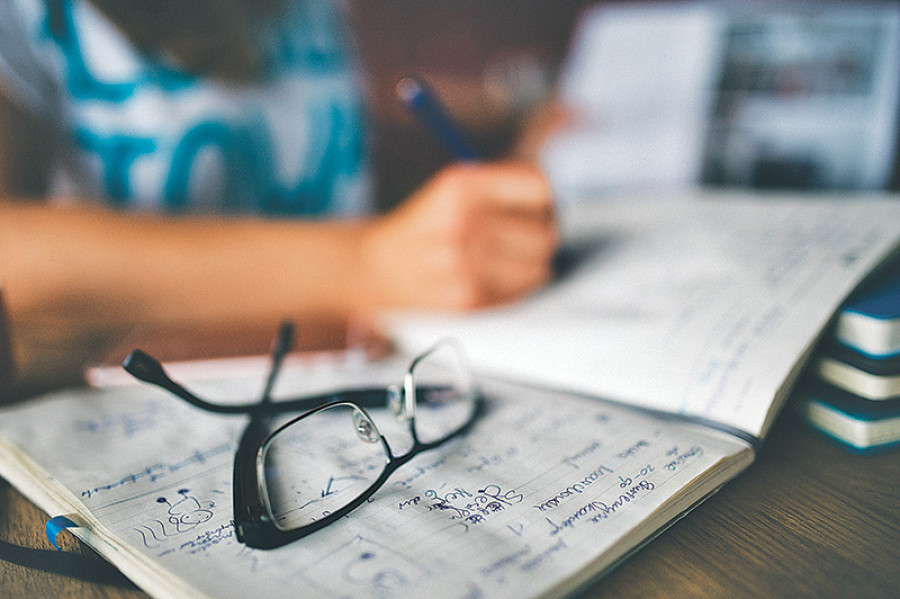 Embracing multilingualism in scientific research
