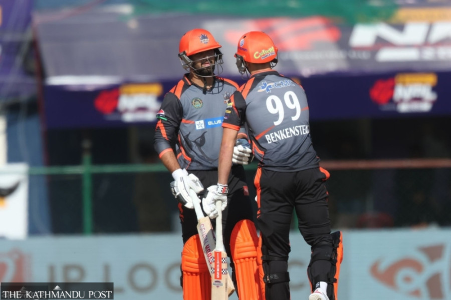 Chitwan Rhinos set 162-run target for Pokhara Avengers