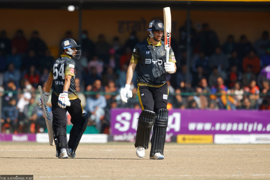 Kathmandu Gurkhas beat Pokhara Avengers by six wickets in NPL clash