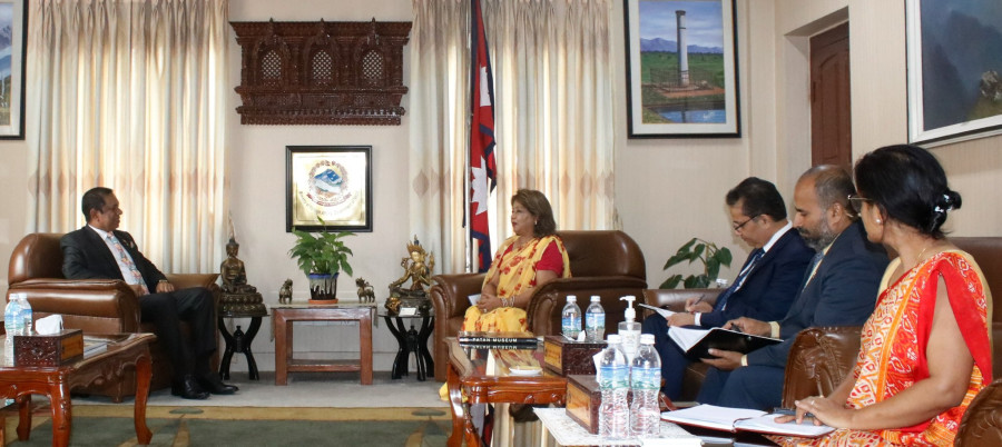Sri Lankan Ambassador Pathirana calls on Foreign Minister Rana