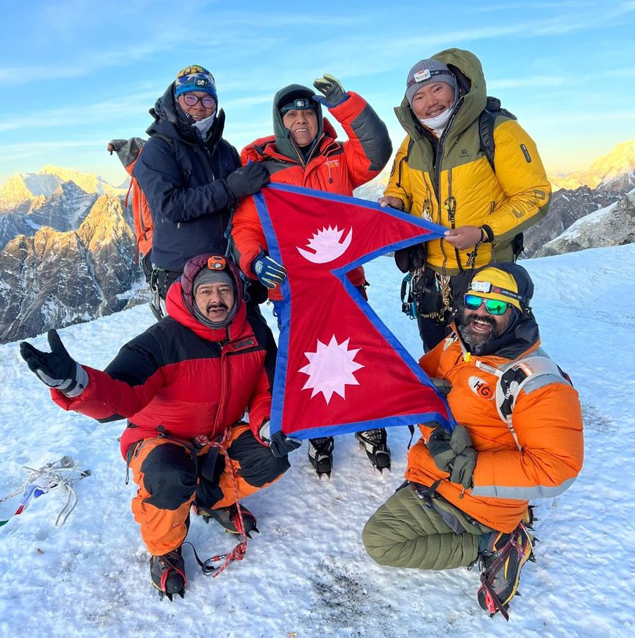 Congress general secretary Sharma scales Lobuche Peak