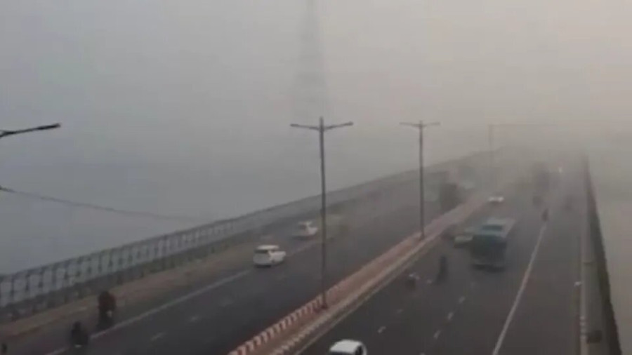 Delhi’s air quality improves slightly, but remains ‘very poor’
