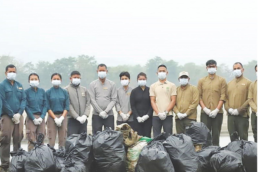 Barahi Jungle Lodge cleanup initiative