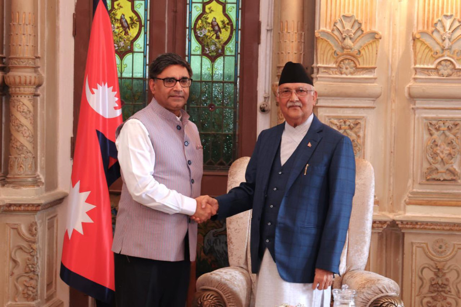 Indian foreign secretary meets a host of top politicians in Kathmandu