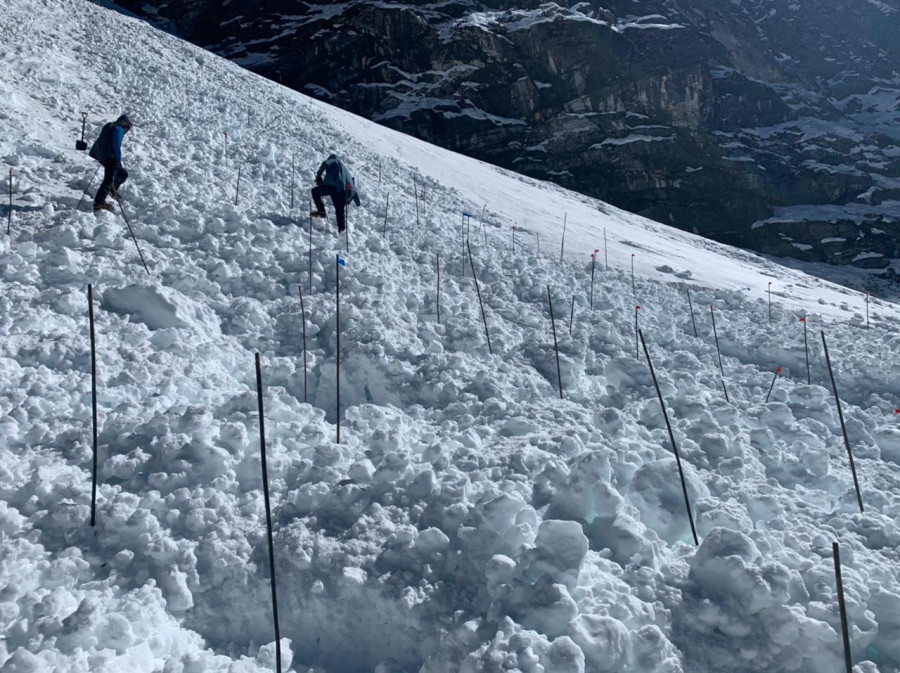 Tracking chip now mandatory for Everest aspirants