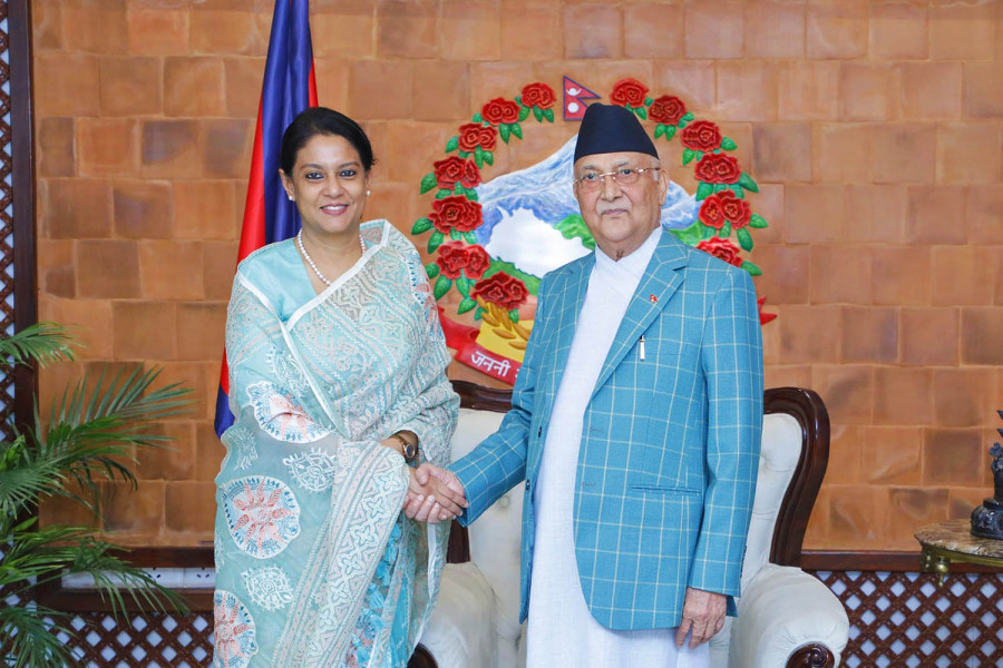 Prime Minister Oli and Bangladeshi Minister Hasan discuss strengthening bilateral ties