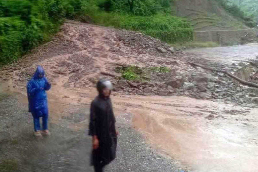 Landslide blocks Prithvi Highway