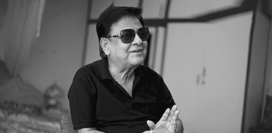 Veteran singer Yogesh Vaidya dies aged 77