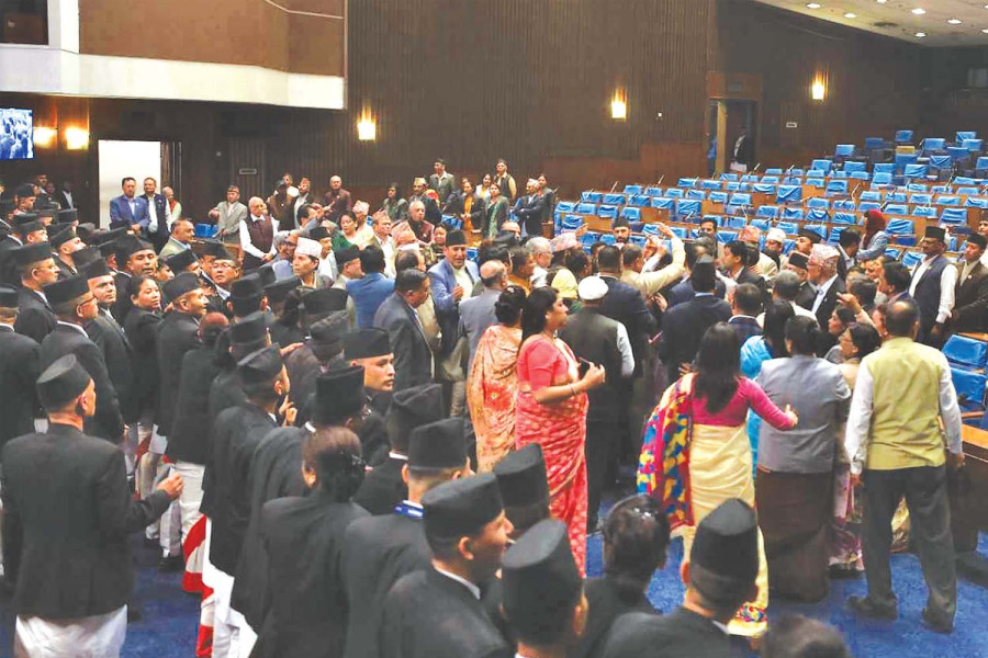Ruling coalition and opposition on collision course