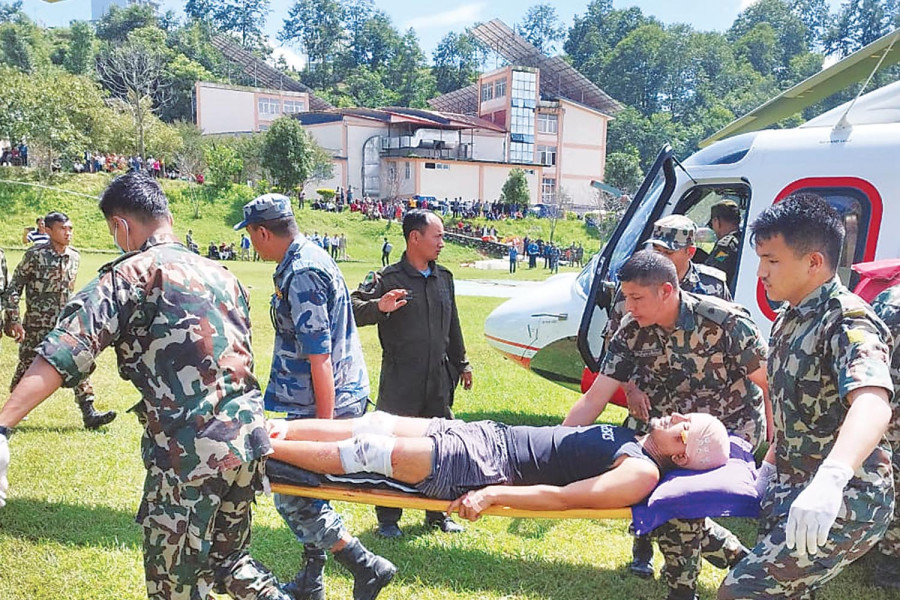 Nearly 900 Nepalis, foreign trekkers, airlifted