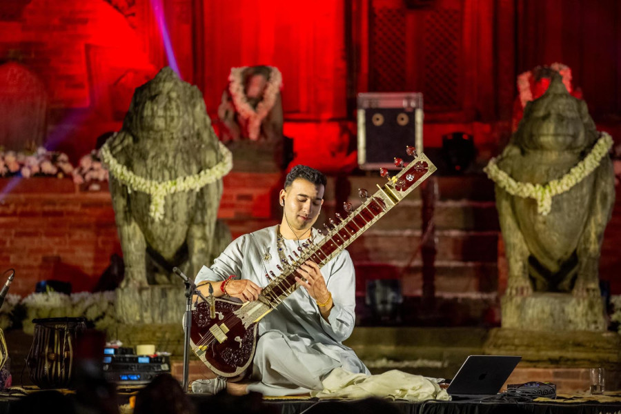 Soothing sitar strings