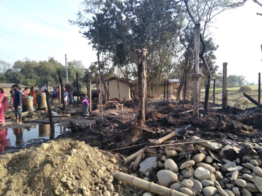 Fire destroys four houses