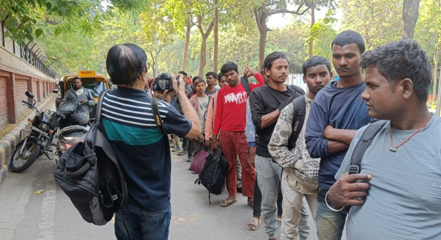 35 Nepali workers held captive in Kashmir rescued