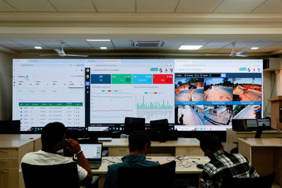 India sieves online deluge to stamp out disinformation in world’s biggest election