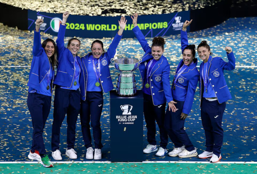 Brilliant Paolini leads Italy to fifth Billie Jean King Cup title