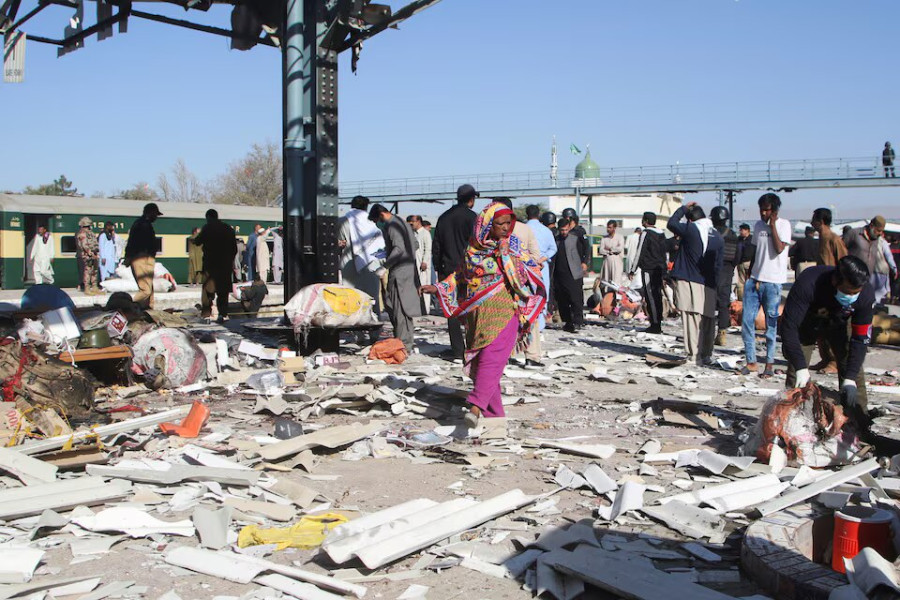 At least 24 killed in Pakistan train station bomb blast, police say