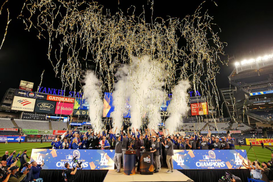 Dodgers beat Yankees in wild World Series finale