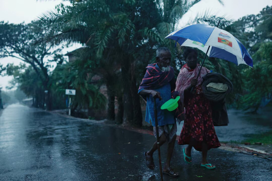 Millions without power as cyclone Remal pounds Bangladesh and India