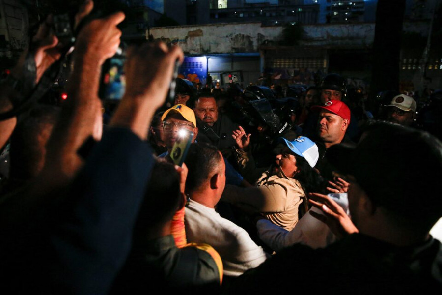 Venezuelans await results in tense presidential vote