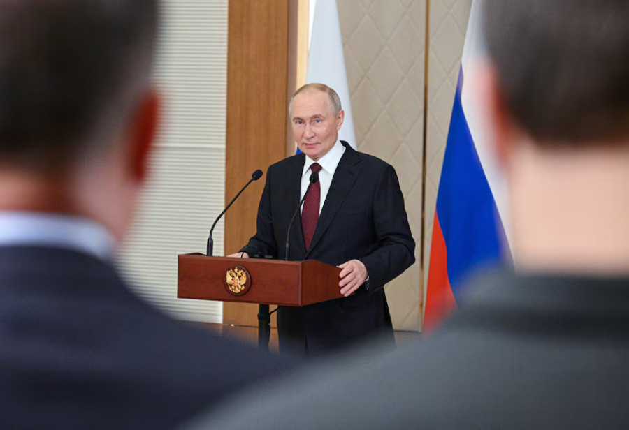 Putin approves military-focused 2025-2027 budget