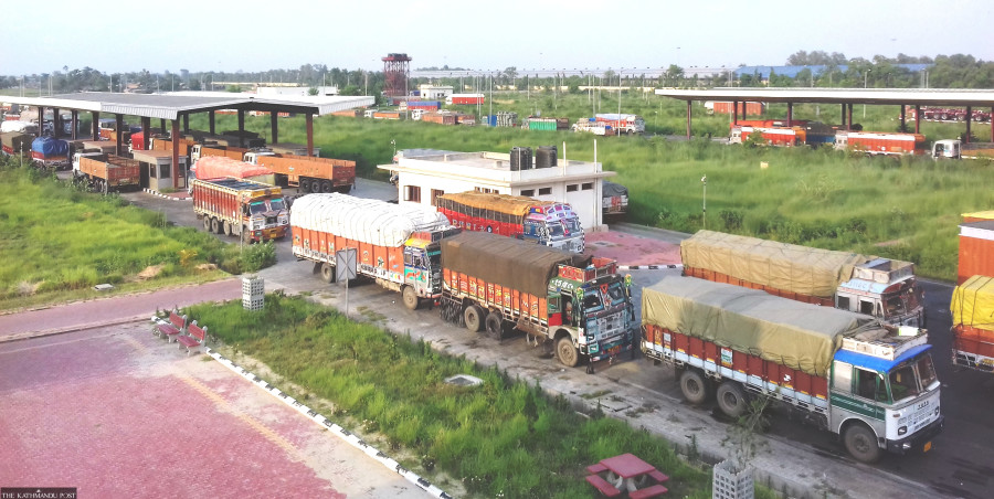 Nepal’s foreign trade hits Rs2 trillion, driven by edible oil re-export boom