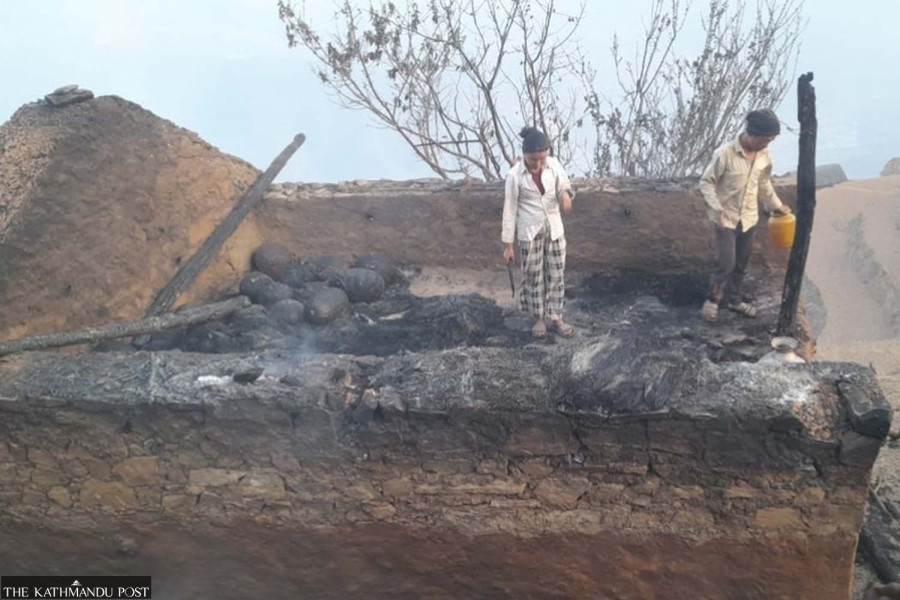 Fire destroys school and nine homes in Khotang