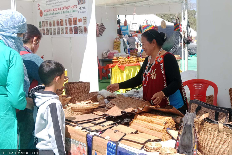 Large cardamom fabric from Taplejung attracts Dehradun buyers