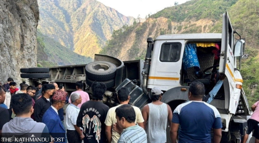 Truck overturns, blocks Narayanghat–Muglin road for three hours